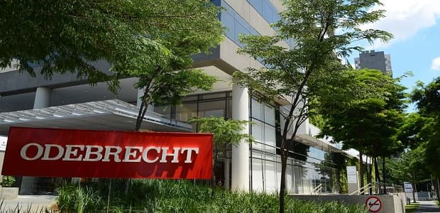 Decisão do TRF-4: Provas da Leniência da Odebrecht Questionadas em Ação da Lava Jato