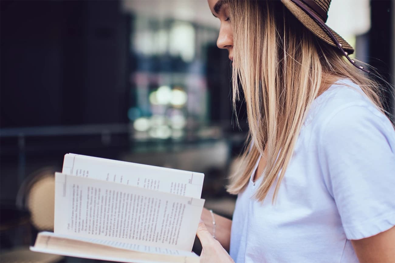 Tendência 2025: Livros Antigos de Saúde e Bem-Estar Viram Febre Novamente